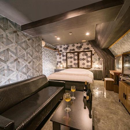Namba Alpha (Adults Only) Hotel Osaka Buitenkant foto