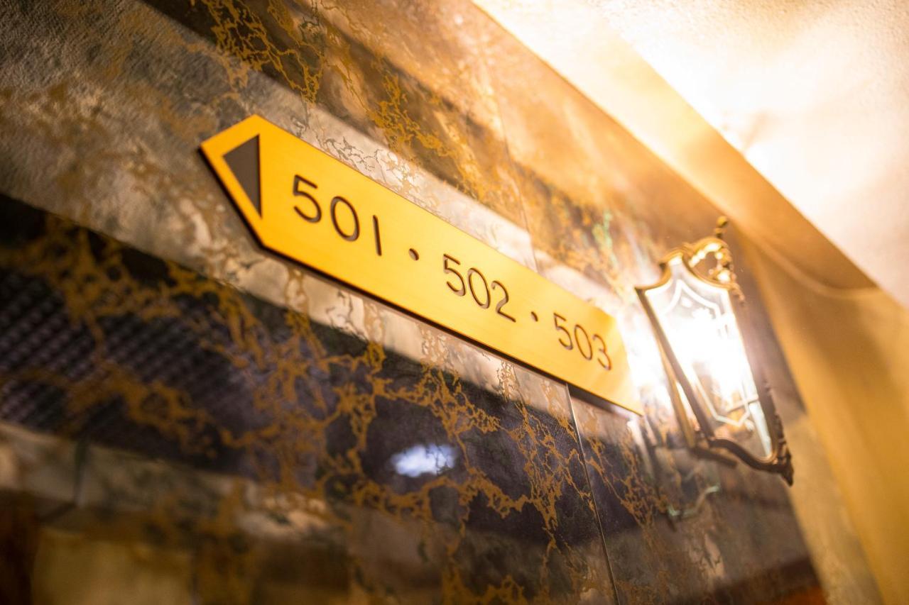Namba Alpha (Adults Only) Hotel Osaka Buitenkant foto